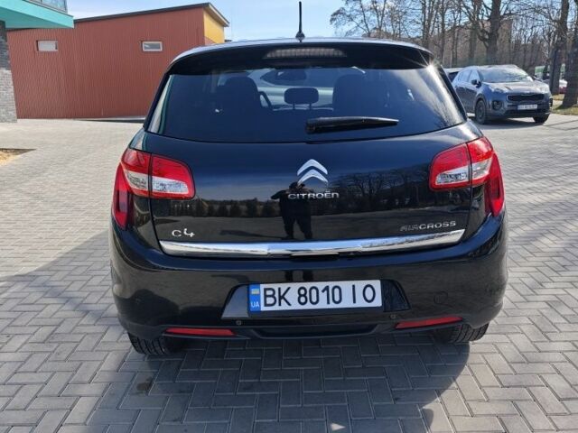 Ситроен С4 Аиркросс 2014 в Ровно на Automoto.ua Черный Ситроен С4 Аиркросс, объемом двигателя 1.8 л и пробегом 270 тыс. км за 10800 $, фото 15 на Automoto.ua