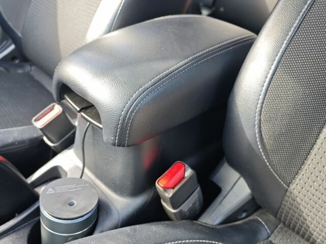 Ситроен С4 Аиркросс 2014 в Ровно на Automoto.ua Черный Ситроен С4 Аиркросс, объемом двигателя 1.8 л и пробегом 270 тыс. км за 10800 $, фото 19 на Automoto.ua