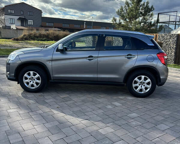 Серый Ситроен С4 Аиркросс, объемом двигателя 2 л и пробегом 115 тыс. км за 10700 $, фото 2 на Automoto.ua