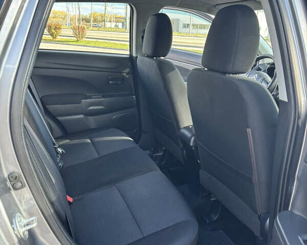 Серый Ситроен С4 Аиркросс, объемом двигателя 2 л и пробегом 115 тыс. км за 10700 $, фото 13 на Automoto.ua