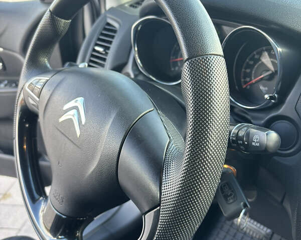 Серый Ситроен С4 Аиркросс, объемом двигателя 2 л и пробегом 115 тыс. км за 10700 $, фото 18 на Automoto.ua