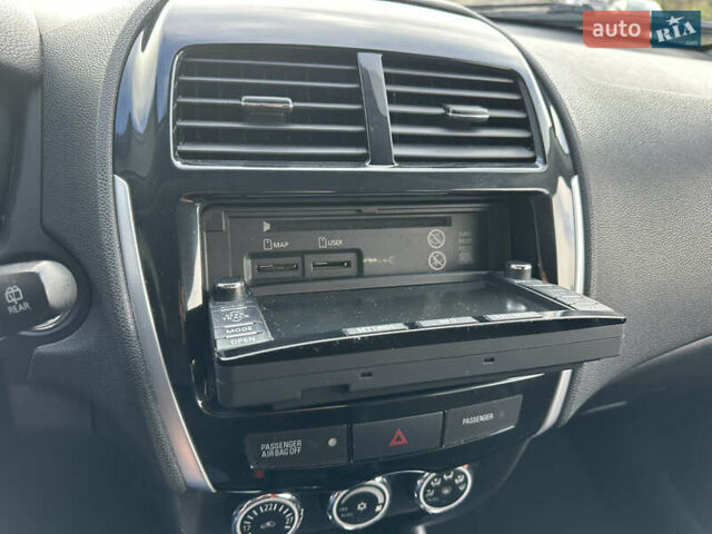 Сірий Сітроен С4 Аіркросс, об'ємом двигуна 1.6 л та пробігом 206 тис. км за 12300 $, фото 48 на Automoto.ua