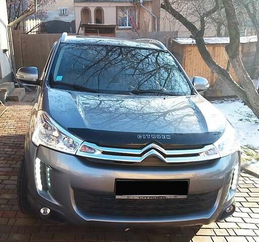 Сірий Сітроен С4 Аіркросс, об'ємом двигуна 1.6 л та пробігом 207 тис. км за 12500 $, фото 4 на Automoto.ua