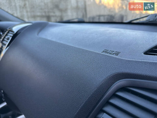 Серый Ситроен С4 Аиркросс, объемом двигателя 1.6 л и пробегом 192 тыс. км за 11999 $, фото 120 на Automoto.ua