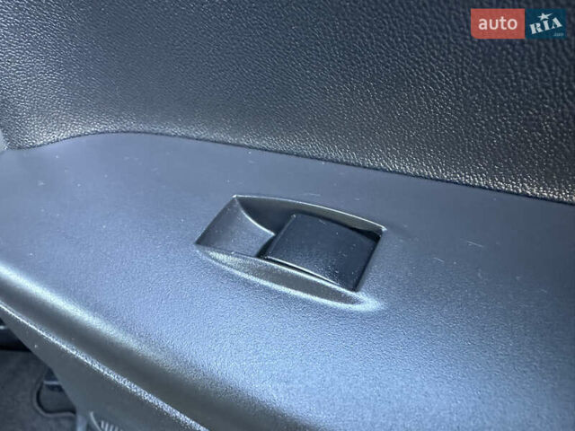 Серый Ситроен С4 Аиркросс, объемом двигателя 1.6 л и пробегом 192 тыс. км за 11999 $, фото 130 на Automoto.ua