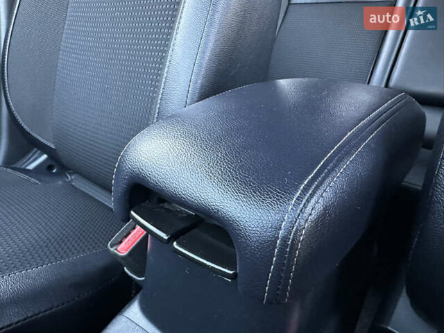 Серый Ситроен С4 Аиркросс, объемом двигателя 1.6 л и пробегом 192 тыс. км за 11999 $, фото 112 на Automoto.ua