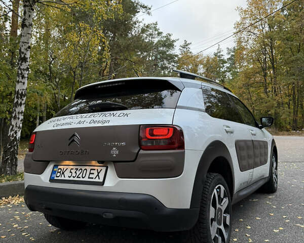 Сітроен C4 Кактус 2014 у Києві на Automoto.ua Білий Сітроен C4 Кактус, об'ємом двигуна 1.56 л та пробігом 263 тис. км за 8700 $, фото 28 на Automoto.ua