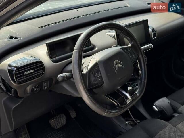 Сітроен C4 Кактус 2014 у Каменце-Подольском на Automoto.ua Білий Сітроен C4 Кактус, об'ємом двигуна 1.56 л та пробігом 215 тис. км за 9300 $, фото 15 на Automoto.ua