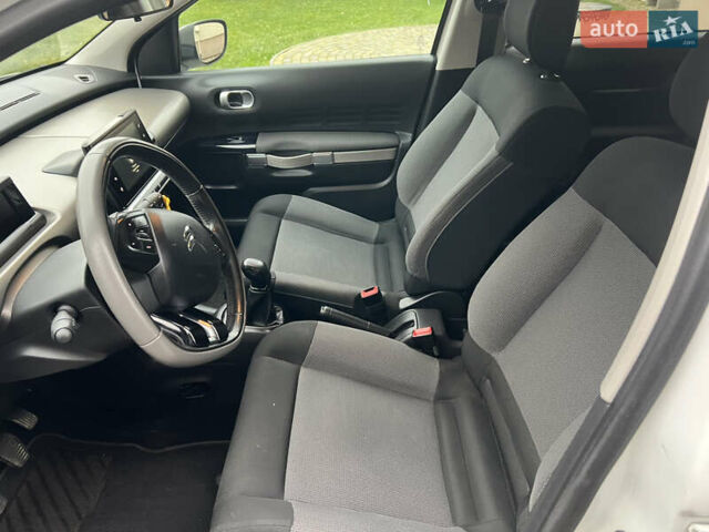 Білий Сітроен C4 Кактус, об'ємом двигуна 1.56 л та пробігом 247 тис. км за 8800 $, фото 12 на Automoto.ua