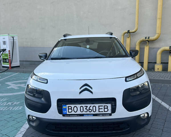 Белый Ситроен C4 Кактус, объемом двигателя 1.2 л и пробегом 130 тыс. км за 9500 $, фото 1 на Automoto.ua