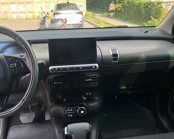 Білий Сітроен C4 Кактус, об'ємом двигуна 1.2 л та пробігом 89 тис. км за 10800 $, фото 5 на Automoto.ua