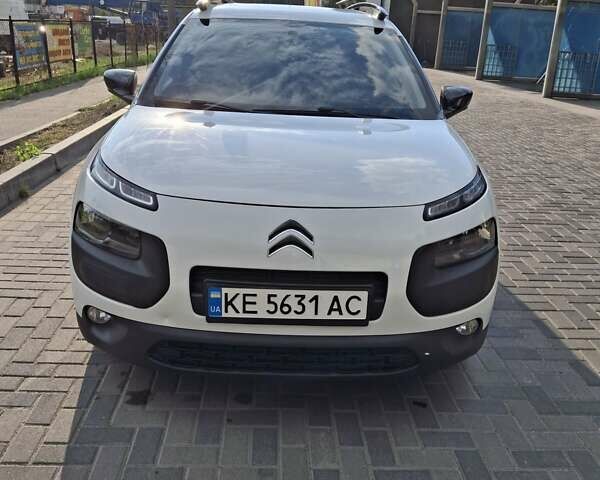 Білий Сітроен C4 Кактус, об'ємом двигуна 1.2 л та пробігом 89 тис. км за 10800 $, фото 2 на Automoto.ua