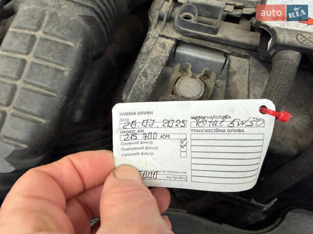 Білий Сітроен C4 Кактус, об'ємом двигуна 1.6 л та пробігом 219 тис. км за 8500 $, фото 13 на Automoto.ua