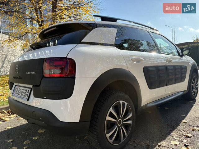 Белый Ситроен C4 Кактус, объемом двигателя 1.2 л и пробегом 138 тыс. км за 10300 $, фото 4 на Automoto.ua