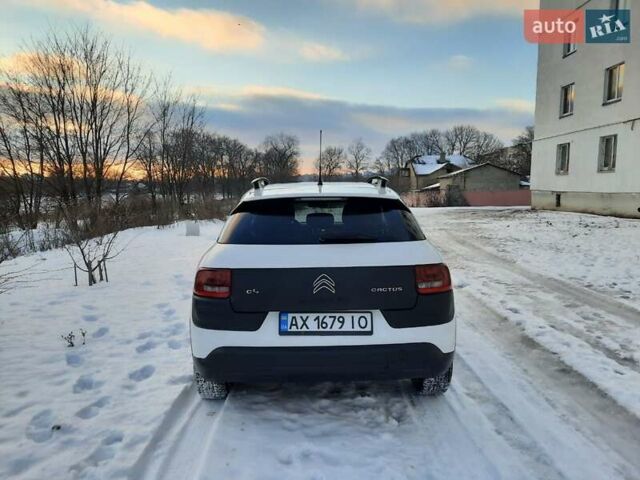 Белый Ситроен C4 Кактус, объемом двигателя 1.56 л и пробегом 190 тыс. км за 10000 $, фото 2 на Automoto.ua