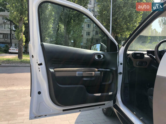 Белый Ситроен C4 Кактус, объемом двигателя 1.2 л и пробегом 128 тыс. км за 10999 $, фото 58 на Automoto.ua