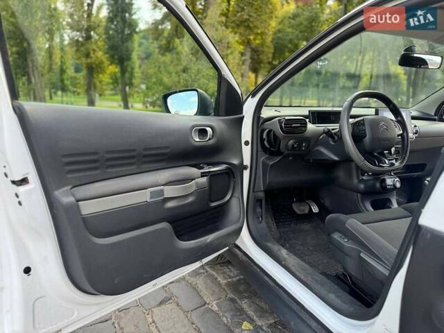 Білий Сітроен C4 Кактус, об'ємом двигуна 1.56 л та пробігом 165 тис. км за 11300 $, фото 41 на Automoto.ua