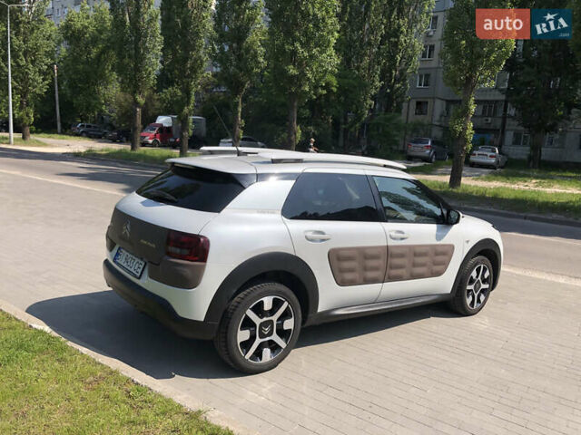 Белый Ситроен C4 Кактус, объемом двигателя 1.2 л и пробегом 128 тыс. км за 10999 $, фото 17 на Automoto.ua