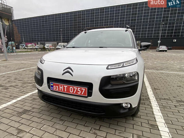 Белый Ситроен C4 Кактус, объемом двигателя 1.6 л и пробегом 226 тыс. км за 10850 $, фото 5 на Automoto.ua