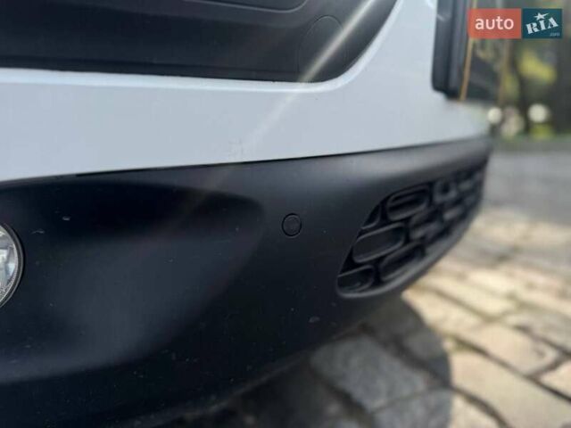 Білий Сітроен C4 Кактус, об'ємом двигуна 1.56 л та пробігом 165 тис. км за 11300 $, фото 51 на Automoto.ua
