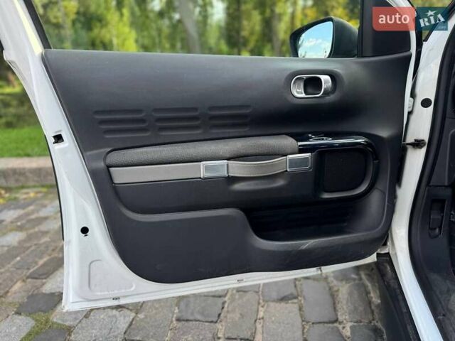 Білий Сітроен C4 Кактус, об'ємом двигуна 1.56 л та пробігом 165 тис. км за 11300 $, фото 42 на Automoto.ua