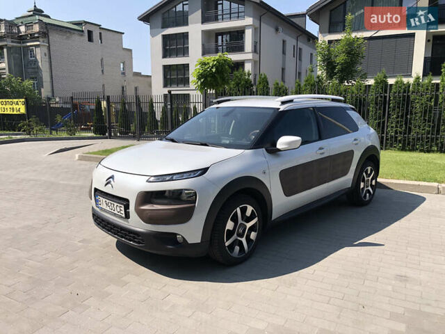 Білий Сітроен C4 Кактус, об'ємом двигуна 1.2 л та пробігом 133 тис. км за 8999 $, фото 1 на Automoto.ua