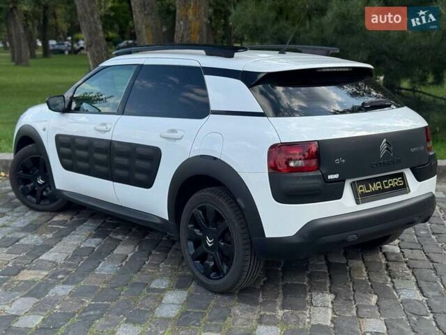 Білий Сітроен C4 Кактус, об'ємом двигуна 1.56 л та пробігом 165 тис. км за 11300 $, фото 39 на Automoto.ua
