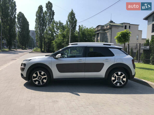 Білий Сітроен C4 Кактус, об'ємом двигуна 1.2 л та пробігом 133 тис. км за 8999 $, фото 7 на Automoto.ua