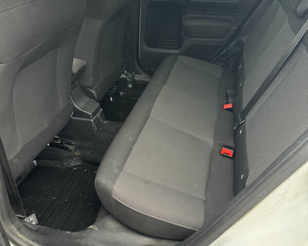 Білий Сітроен C4 Кактус, об'ємом двигуна 1.2 л та пробігом 70 тис. км за 11500 $, фото 17 на Automoto.ua