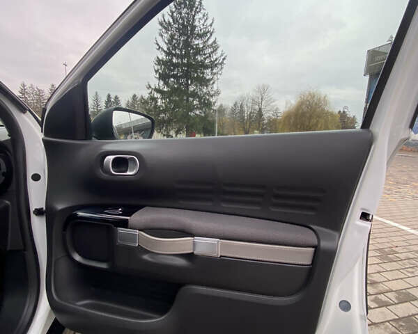 Белый Ситроен C4 Кактус, объемом двигателя 1.6 л и пробегом 226 тыс. км за 10850 $, фото 29 на Automoto.ua