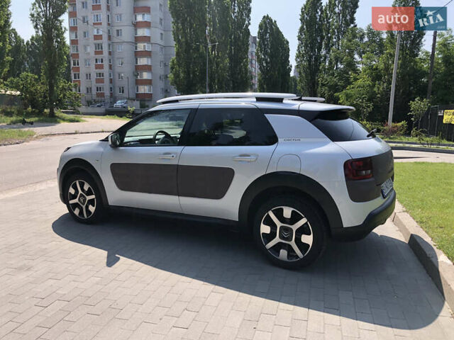 Белый Ситроен C4 Кактус, объемом двигателя 1.2 л и пробегом 128 тыс. км за 10999 $, фото 8 на Automoto.ua