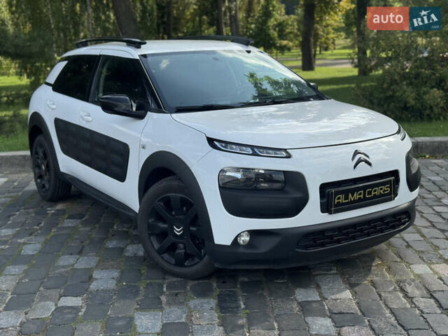 Білий Сітроен C4 Кактус, об'ємом двигуна 1.6 л та пробігом 162 тис. км за 10990 $, фото 9 на Automoto.ua