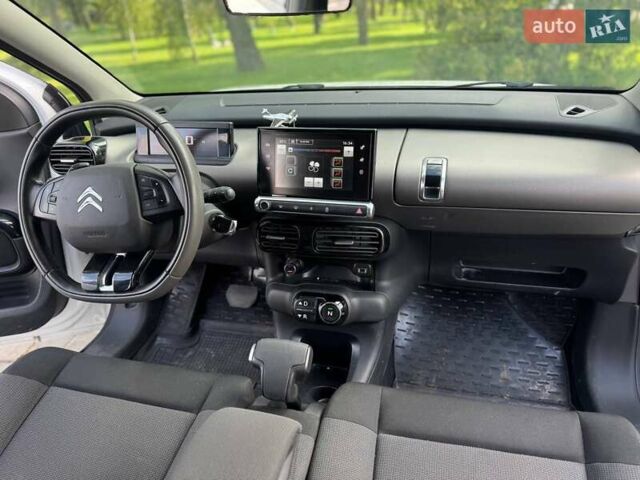 Білий Сітроен C4 Кактус, об'ємом двигуна 1.56 л та пробігом 165 тис. км за 11300 $, фото 22 на Automoto.ua