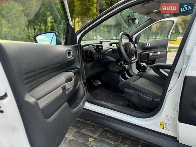 Білий Сітроен C4 Кактус, об'ємом двигуна 1.56 л та пробігом 165 тис. км за 11300 $, фото 44 на Automoto.ua