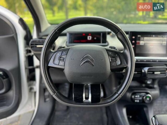 Білий Сітроен C4 Кактус, об'ємом двигуна 1.56 л та пробігом 165 тис. км за 11300 $, фото 26 на Automoto.ua