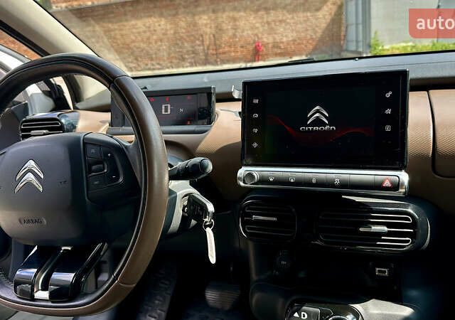 Белый Ситроен C4 Кактус, объемом двигателя 1.2 л и пробегом 111 тыс. км за 8850 $, фото 47 на Automoto.ua