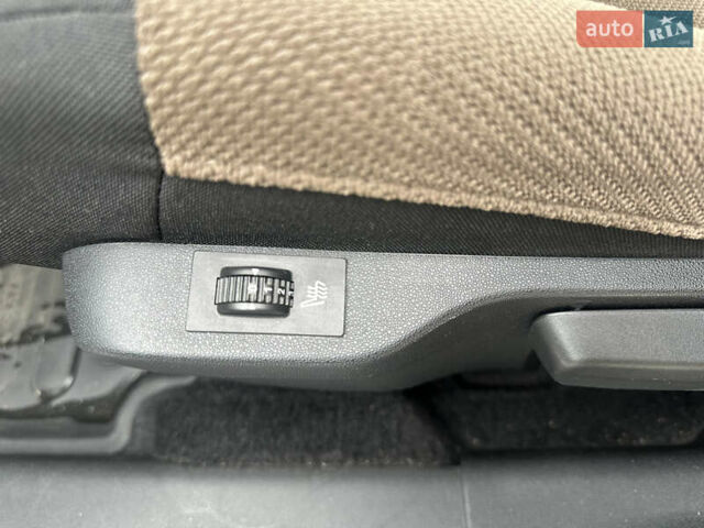 Белый Ситроен C4 Кактус, объемом двигателя 1.2 л и пробегом 90 тыс. км за 13299 $, фото 20 на Automoto.ua