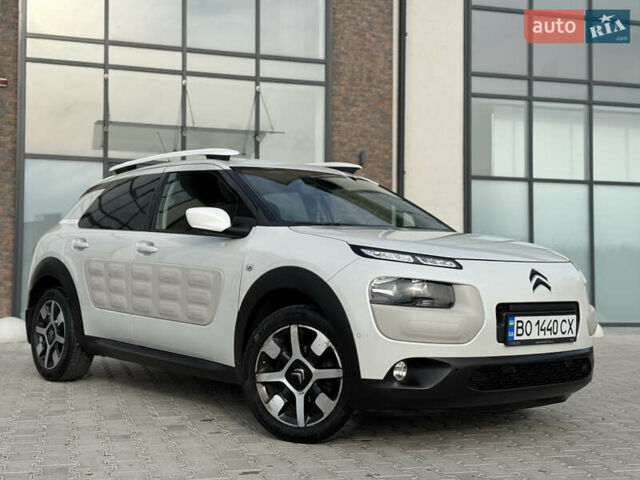 Белый Ситроен C4 Кактус, объемом двигателя 1.2 л и пробегом 117 тыс. км за 12500 $, фото 14 на Automoto.ua