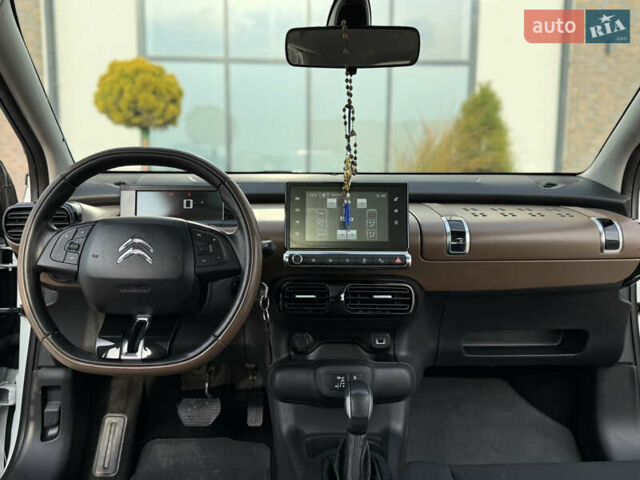 Белый Ситроен C4 Кактус, объемом двигателя 1.2 л и пробегом 117 тыс. км за 12500 $, фото 19 на Automoto.ua