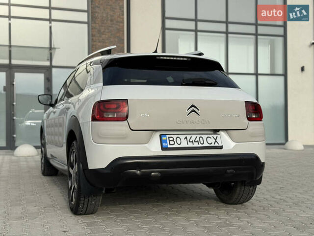 Белый Ситроен C4 Кактус, объемом двигателя 1.2 л и пробегом 117 тыс. км за 12500 $, фото 8 на Automoto.ua