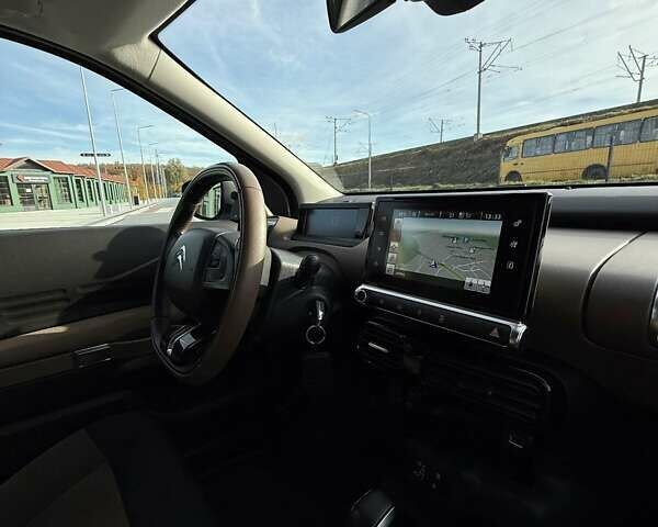 Белый Ситроен C4 Кактус, объемом двигателя 1.2 л и пробегом 90 тыс. км за 13500 $, фото 45 на Automoto.ua