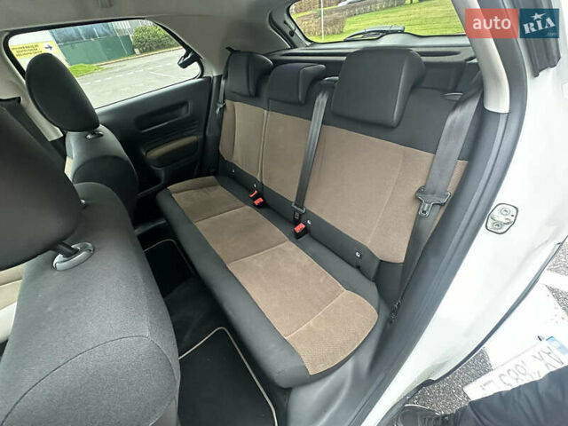 Белый Ситроен C4 Кактус, объемом двигателя 1.2 л и пробегом 90 тыс. км за 13299 $, фото 24 на Automoto.ua