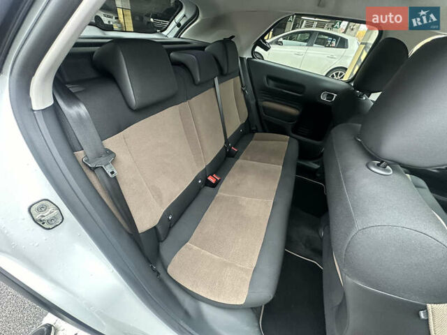 Белый Ситроен C4 Кактус, объемом двигателя 1.2 л и пробегом 90 тыс. км за 13299 $, фото 28 на Automoto.ua