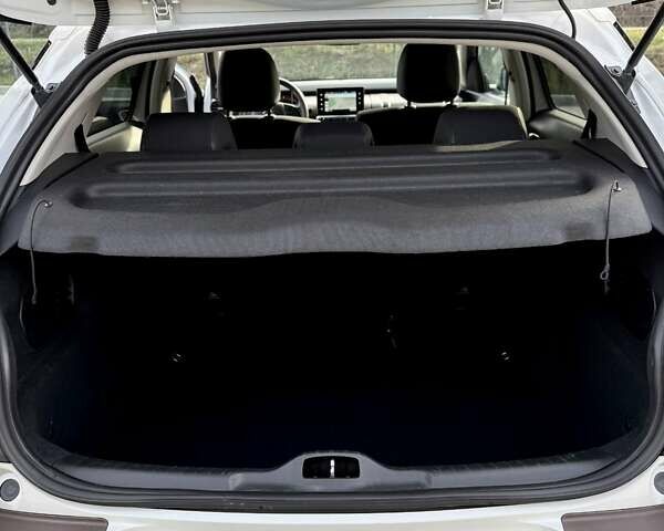 Белый Ситроен C4 Кактус, объемом двигателя 1.2 л и пробегом 90 тыс. км за 13500 $, фото 62 на Automoto.ua