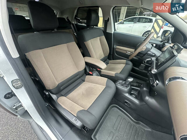 Белый Ситроен C4 Кактус, объемом двигателя 1.2 л и пробегом 90 тыс. км за 13299 $, фото 34 на Automoto.ua