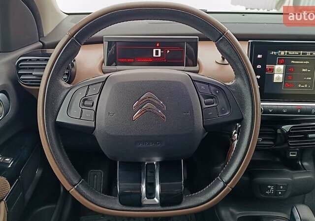 Белый Ситроен C4 Кактус, объемом двигателя 1.2 л и пробегом 66 тыс. км за 11551 $, фото 12 на Automoto.ua