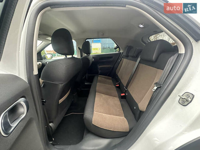 Белый Ситроен C4 Кактус, объемом двигателя 1.2 л и пробегом 90 тыс. км за 13299 $, фото 22 на Automoto.ua