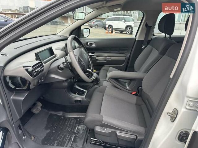 Білий Сітроен C4 Кактус, об'ємом двигуна 1.2 л та пробігом 105 тис. км за 12300 $, фото 13 на Automoto.ua