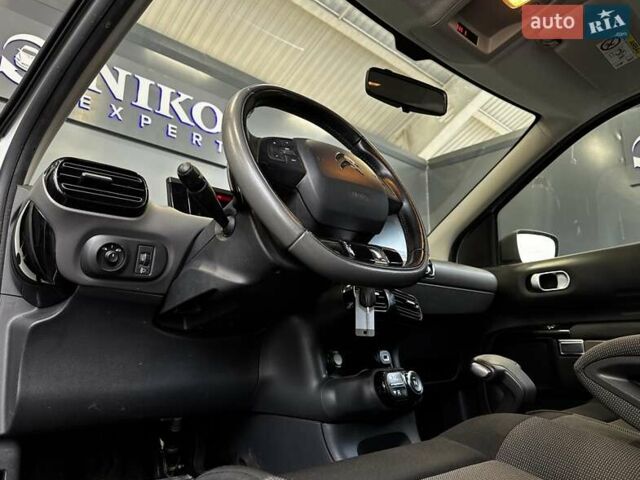 Ситроен C4 Кактус 2018 в Киеве на Automoto.ua Белый Ситроен C4 Кактус, объемом двигателя 1.56 л и пробегом 153 тыс. км за 14000 $, фото 27 на Automoto.ua