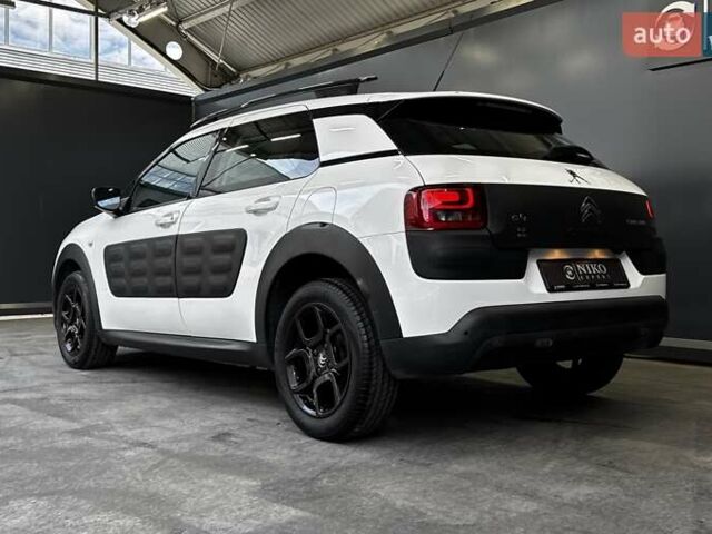 Ситроен C4 Кактус 2018 в Киеве на Automoto.ua Белый Ситроен C4 Кактус, объемом двигателя 1.56 л и пробегом 153 тыс. км за 14000 $, фото 11 на Automoto.ua